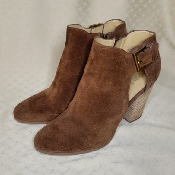 Michael Kors cognac suede leather boots heel with zipper and gold buckle size 10 - Picture 4 of 16
